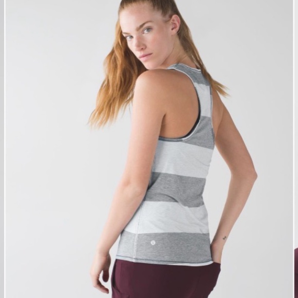 Lululemon Superb Tank - Picture 2 of 7